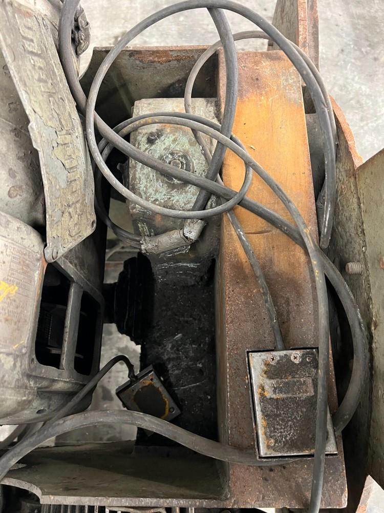 WEBB MODEL P-25 2500LB CAPACITY WELDING POSITIONER