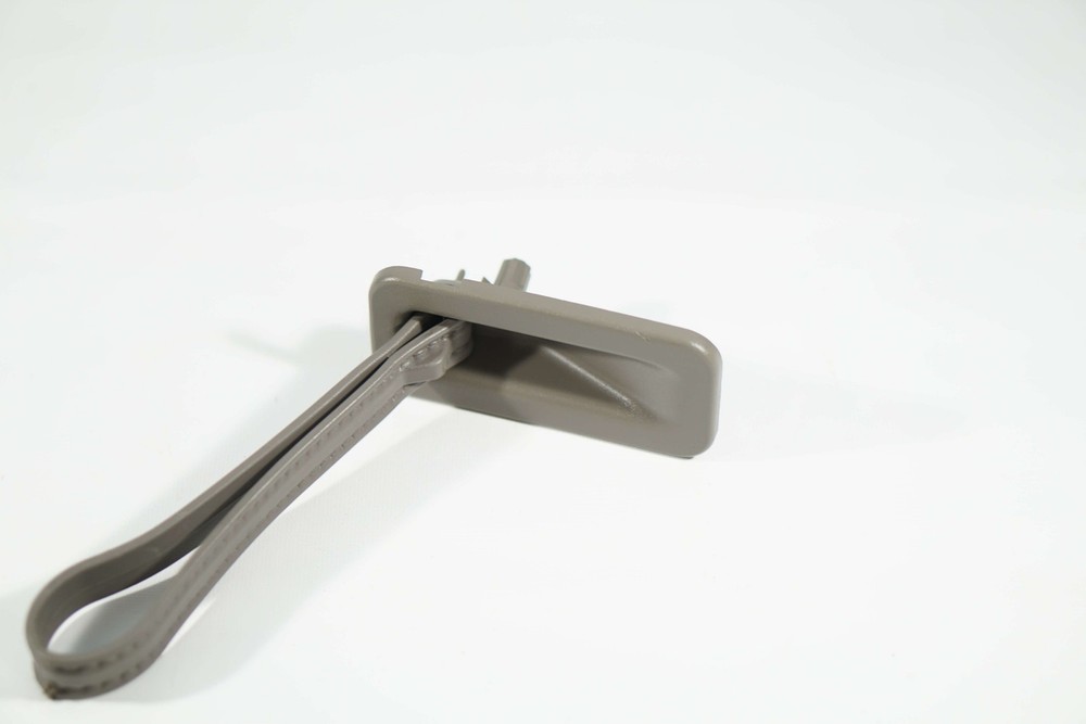 2000 - 2006 Cadillac Chevrolet GMC Liftgate Trunk Assist Strap Pull Handle OEM