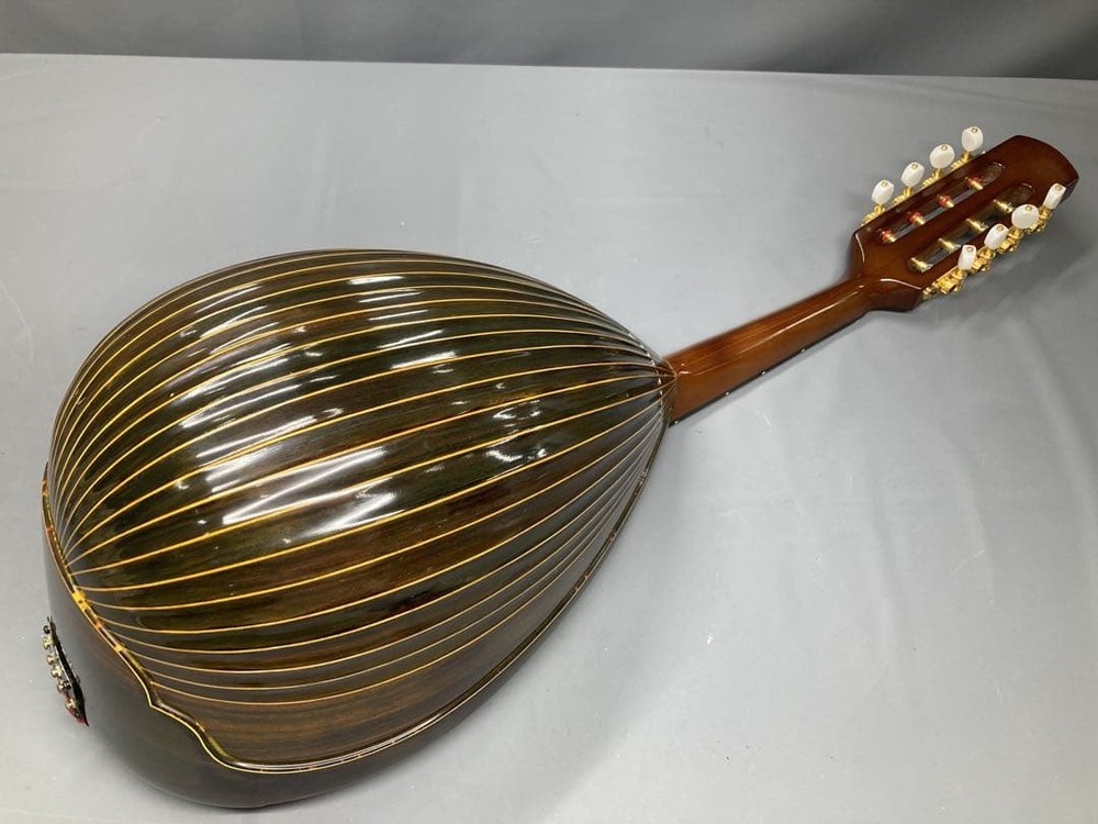 Mandolin Suzuki M-60