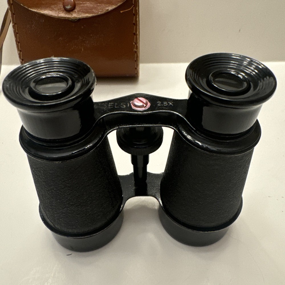Vintage compact SELSI 2.5x Binoculars and Leather Case with shoulder strap