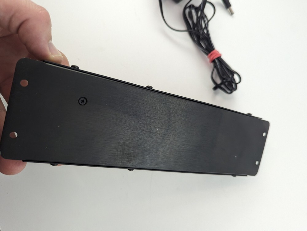 Untested XANTECH AV61 6-Way A/V Audio Video Distribution Amplifier