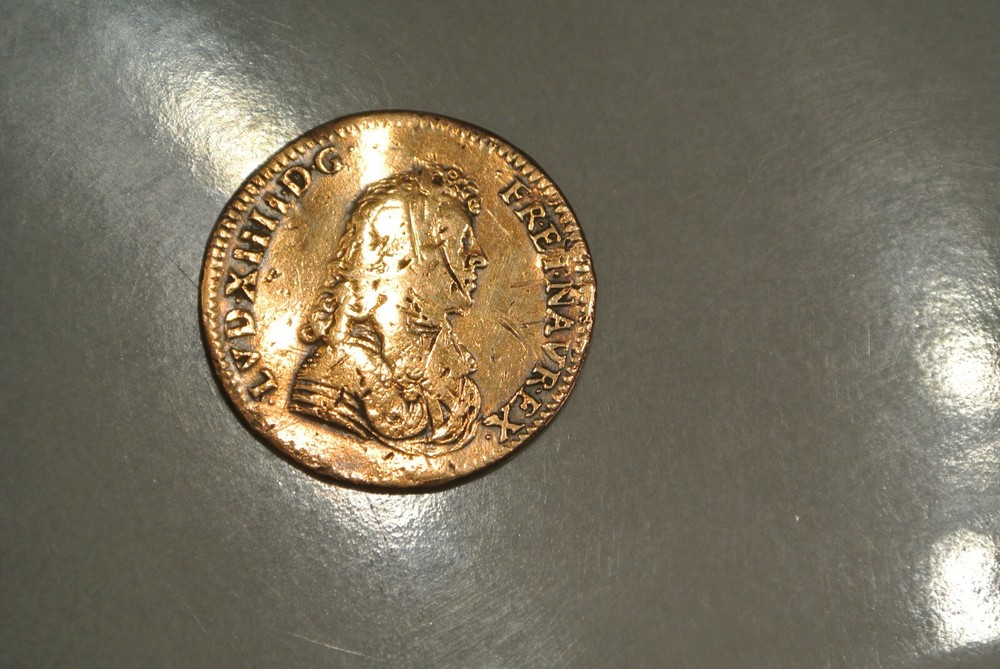 LOUIS XIV petit  buste RARE  revers