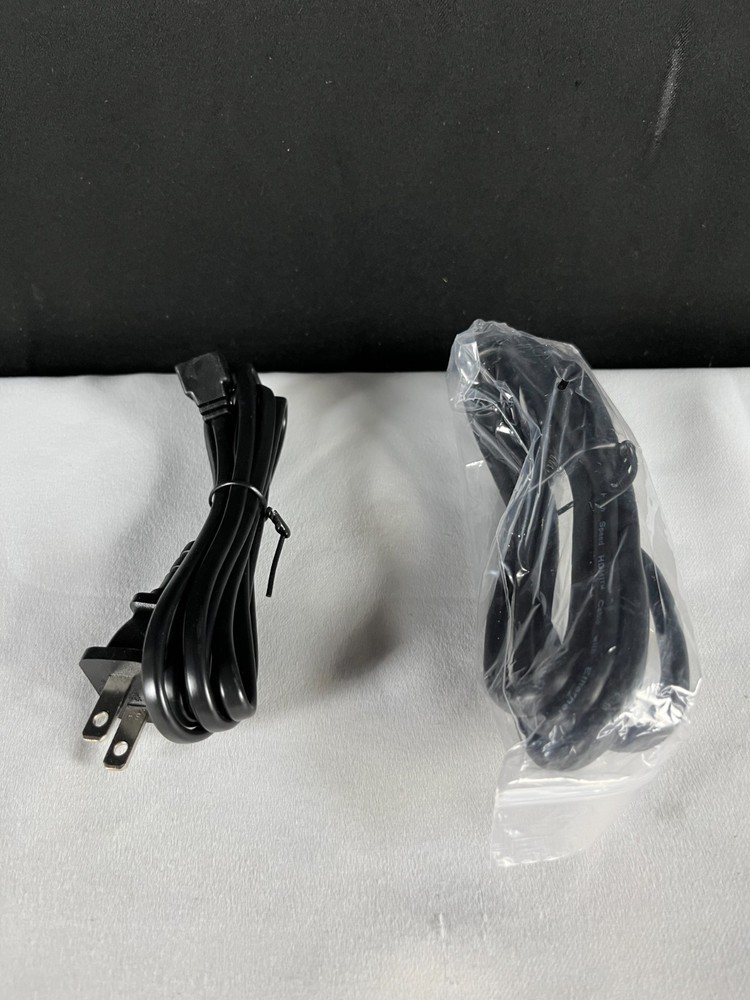 Xiapi Pro Z9 White Portable Remote Control Smart Projector Bundle