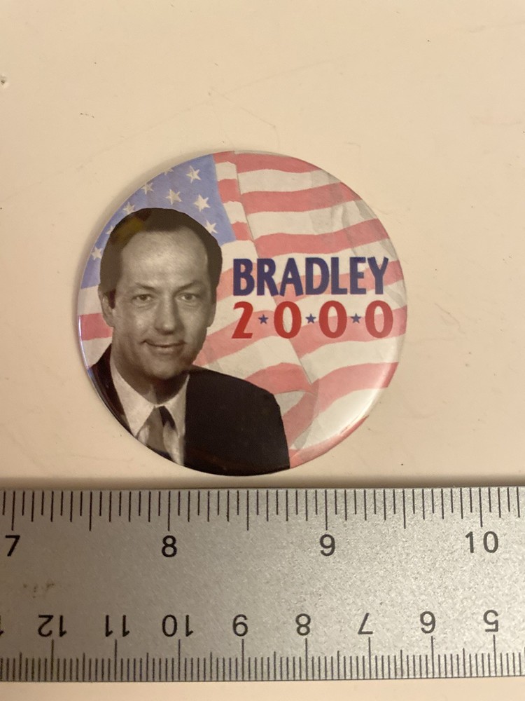 Bradley 2000 Political Pin Back Button P44