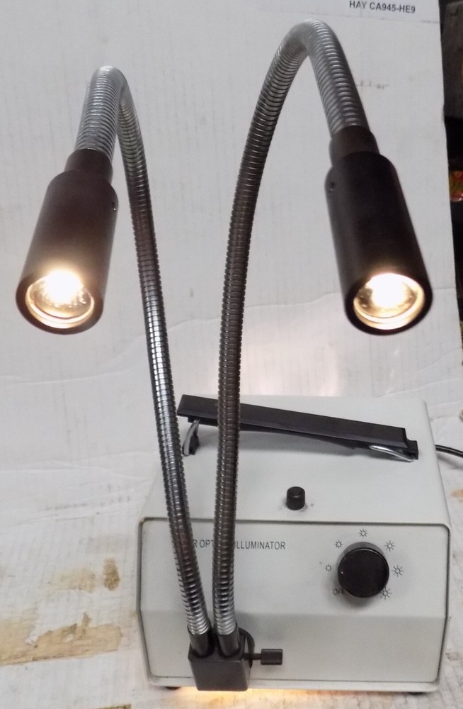 Fiber Optic illuminator Model No, 0704-737