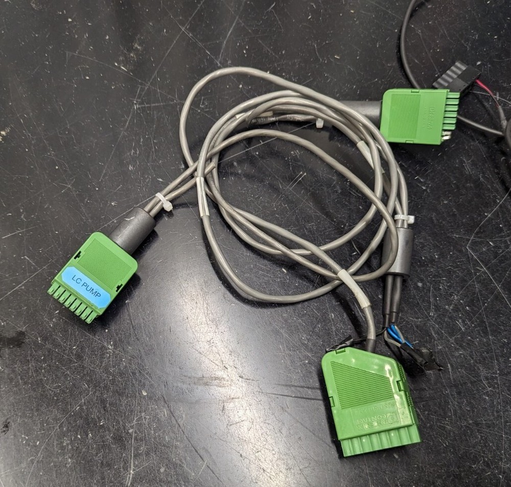 Thermo Scientific ACCELA LC Pump and MS/LC Connection Cables Cords