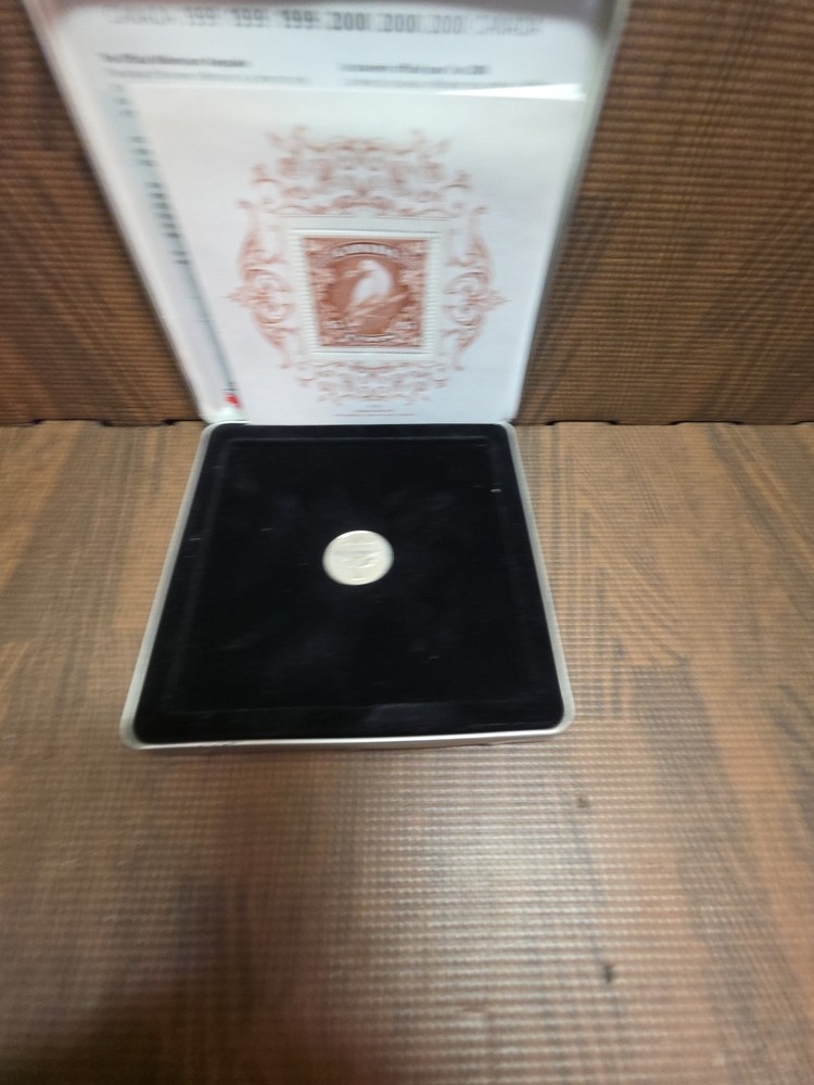 1999 2000 Canada Post Official Millenium Keepsake Stamps & Coin