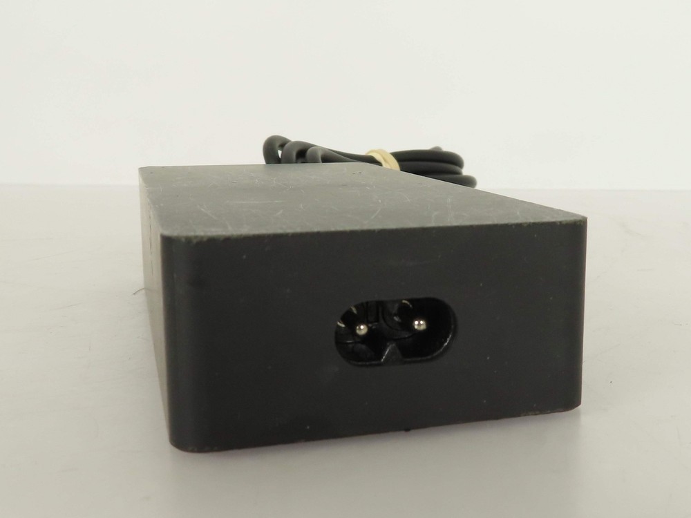 Microsoft Surface Dock 1661 with Power Adapter 1749
