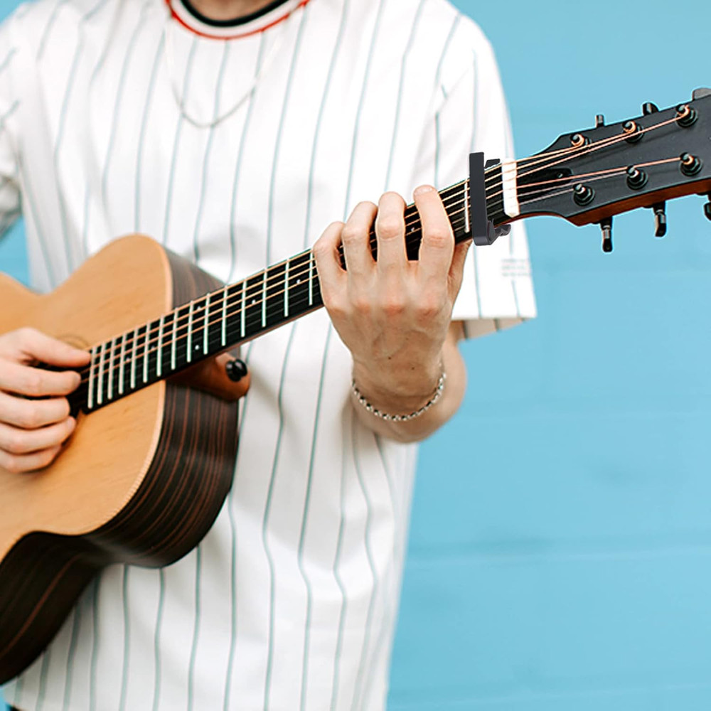 Pro Classical Flat Guitar Capo, Black, 5 Picks