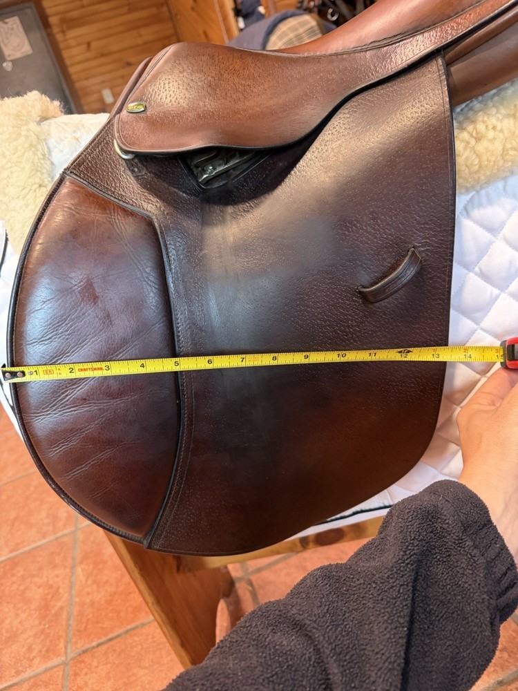 Beval Ltd 16" English Saddle