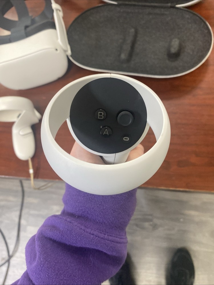 Oculus Quest 2 Bundle