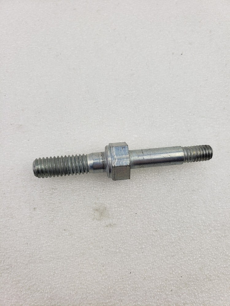 Harley-Davidson 90367-97 Saddlebag Hanger Stud Softail Heritage Classic