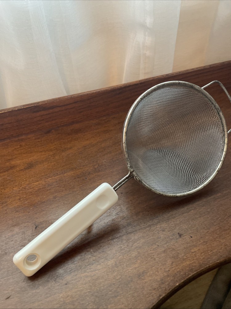 Vintage EKCO Handheld Strainer Sifter Bakelite White Handle