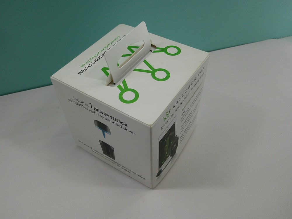 2 Arccos Driver Performance Tracking System, records your drives BLUE