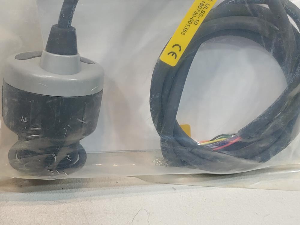 Dwyer 1" NPT Liquid Level Transmitter ULSS-10