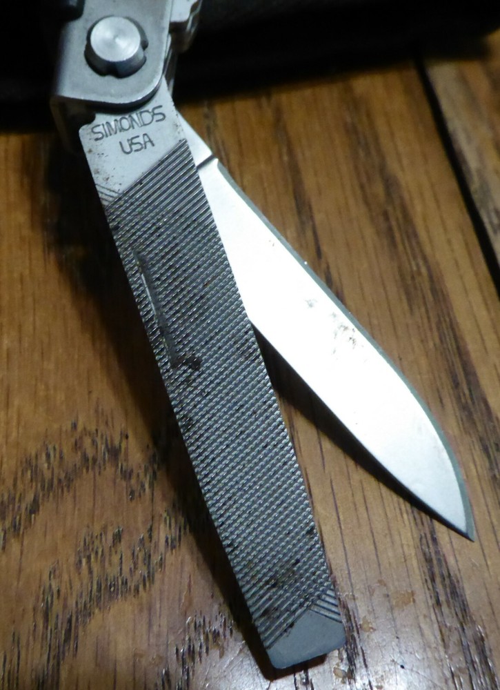 Gerber multitool. Multi Plier