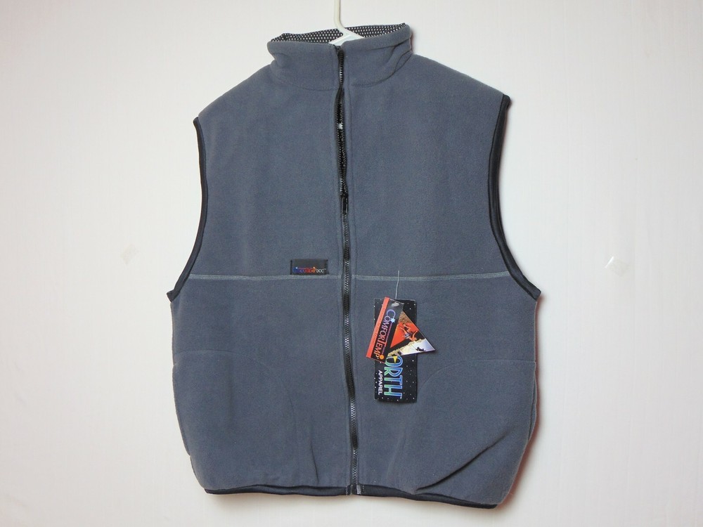 DUE NORTH APPAREL VEST SIZE LARGE