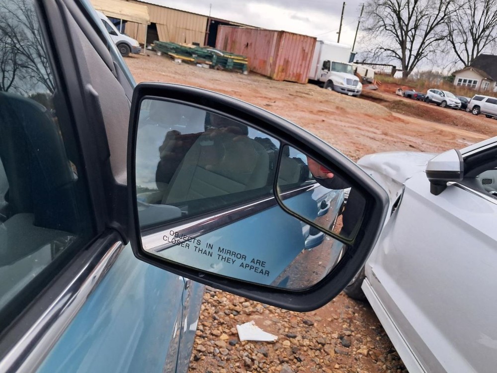 ESCAPE 2013 Glove Box 4885473