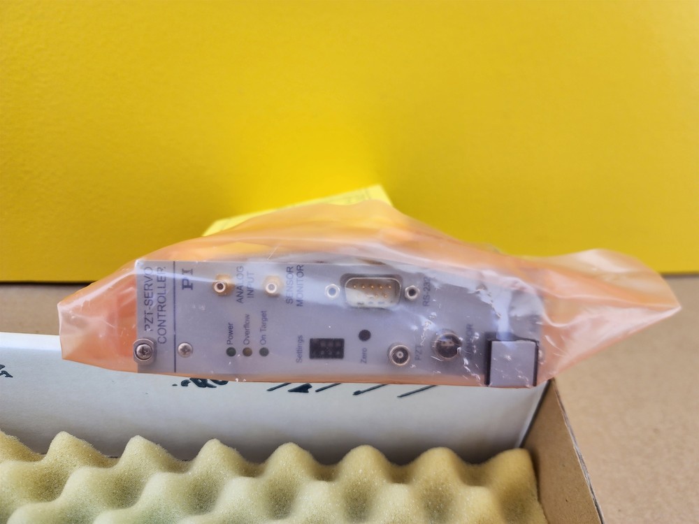 PI E-621.SR Piezo Amplifier/Servo Controller Module, 1 channel, RS-232, 30-130 V