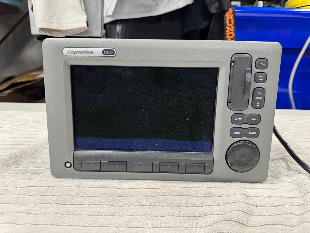 Raymarine C90w Widescreen GPS Chartplotter Multifunction Display NEEDS KNOB