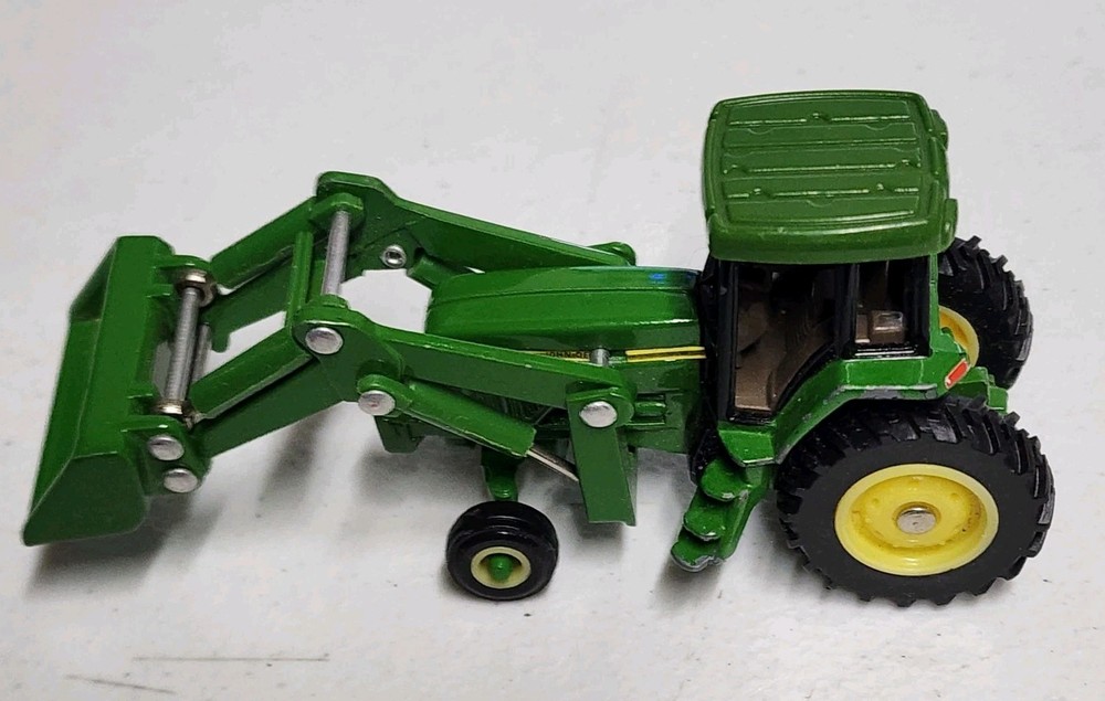Ertl 1:64 John Deere Tractor With Loader