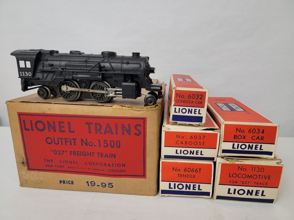 Lionel Postwar Set #1500 3 Car Freight Set