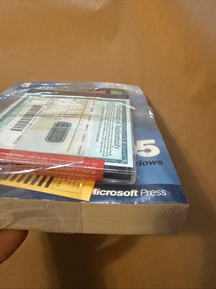 * introducing Windows 95 Software New and Sealed Microsoft Press