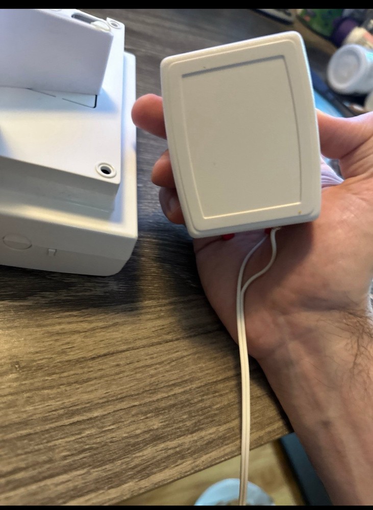 Interlogix ge security panel 600-1054-95r-11 Frontpoint