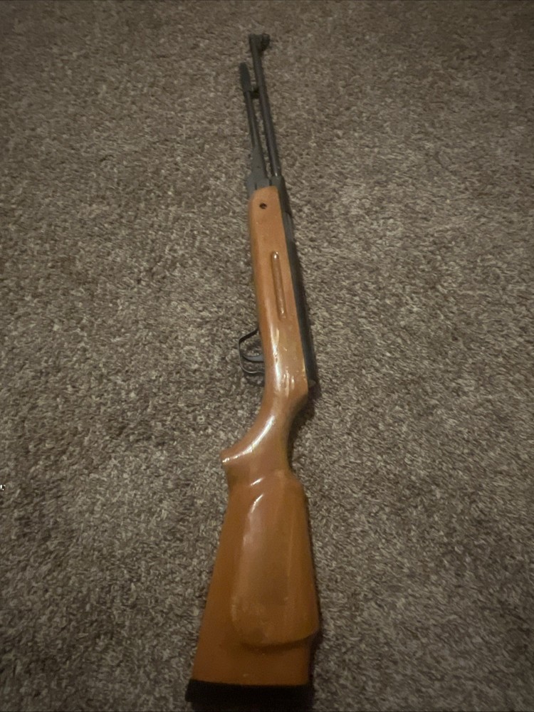 .177 Caliber Air Rifle Pull Back With A Little Rust Works Fine