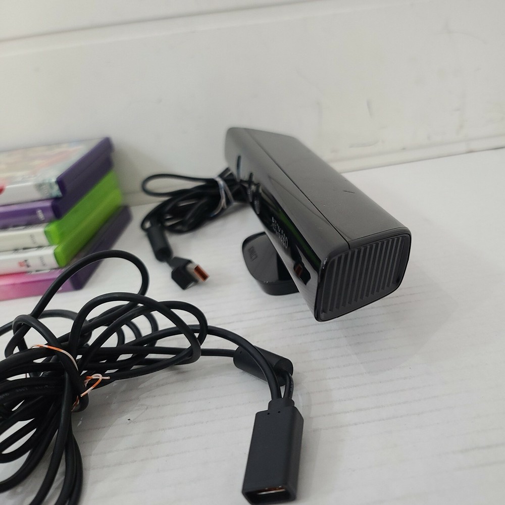 Microsoft 1414 Xbox 360 Kinect Sensor Bar + power cable Bundle + 5 Games TESTED