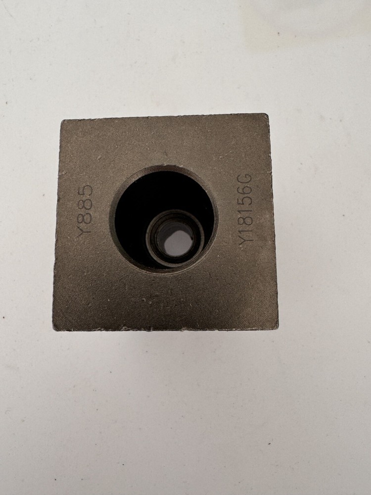 Hitachi Spline Bushing Tool Square 16 Tooth