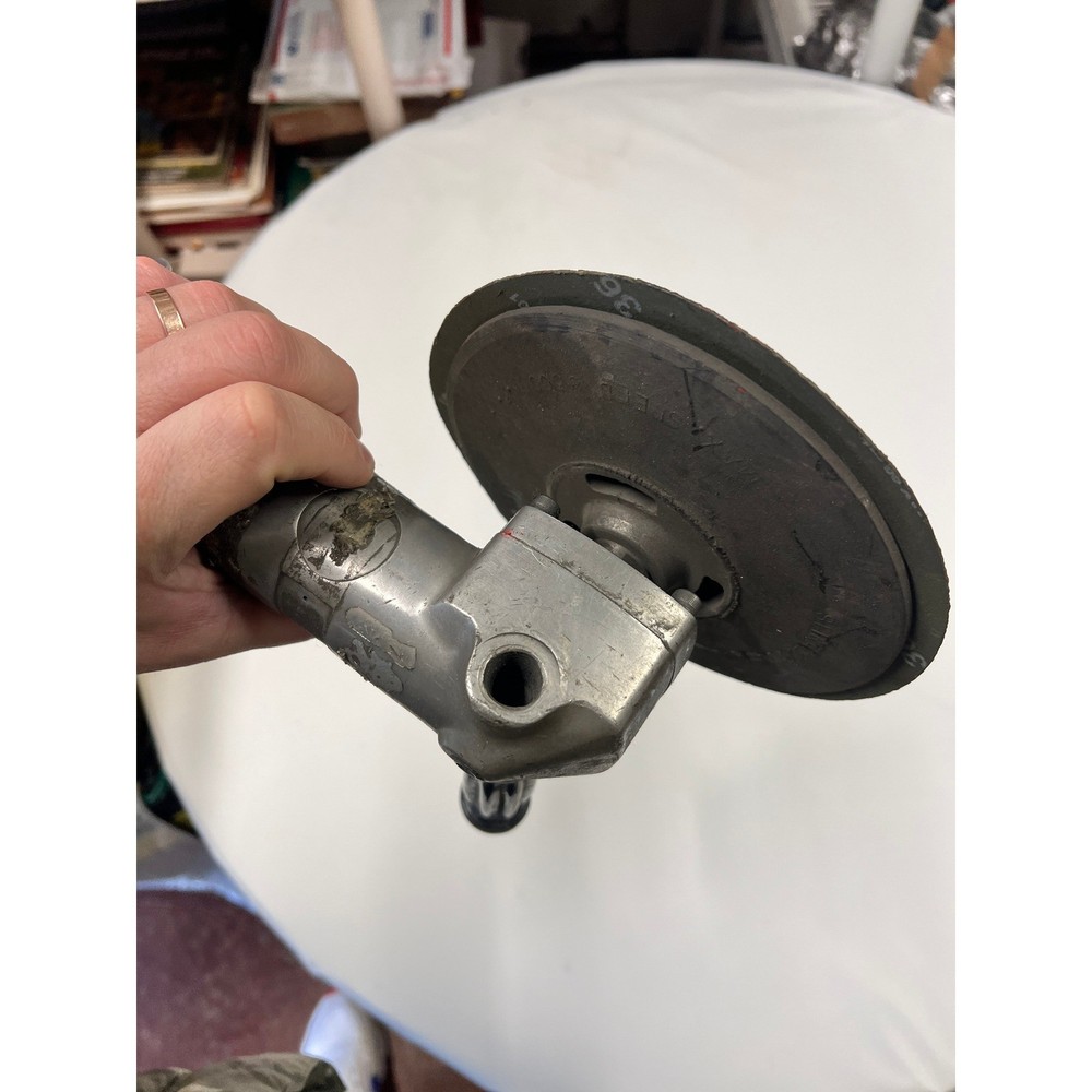 7" Right Angle Sander Tool Grinder Pneumatic Powered Tool Sanding Disc