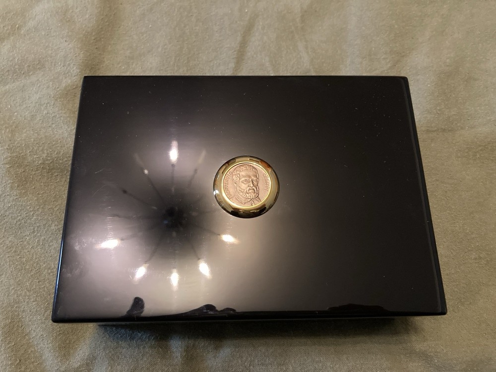 Rolex Black Lacquer Box, 50.00.09