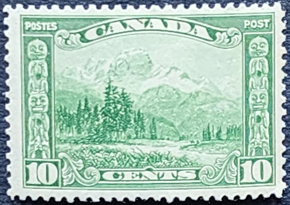 T1590 Canada. Sc#155 MH CV $20