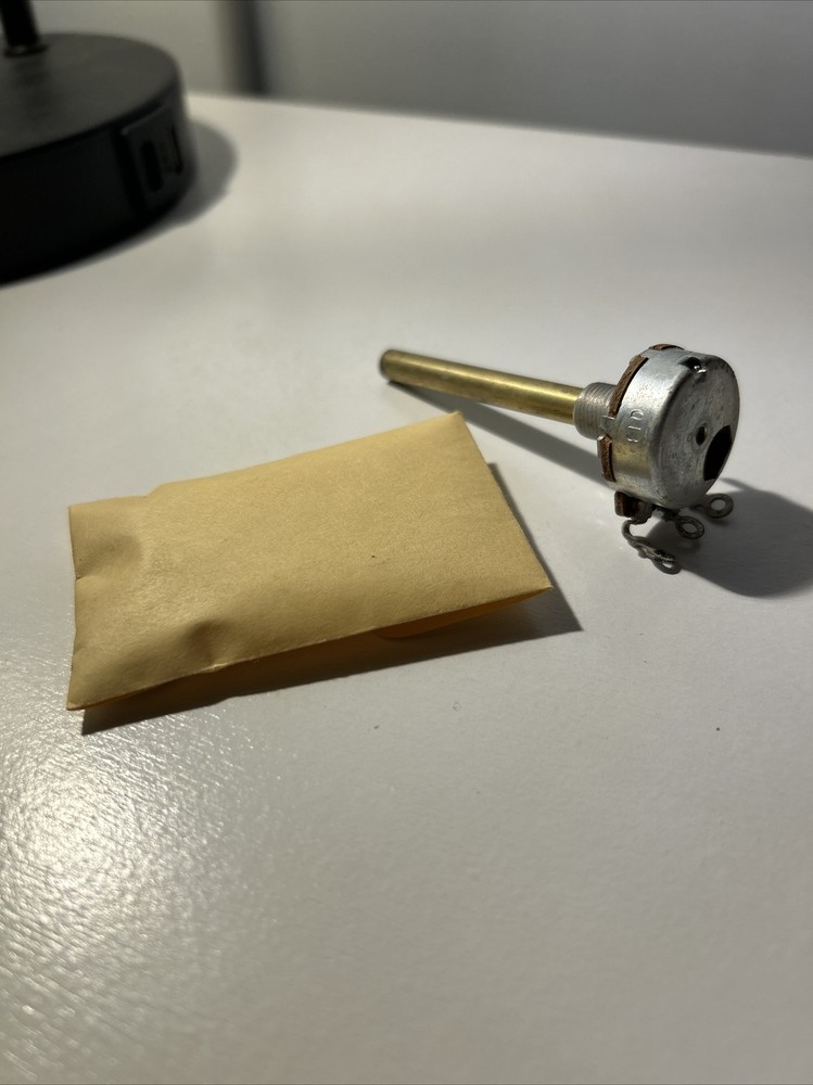 Mallory U20 Midgetrol Potentiometer 10K-Ohm #4 Taper