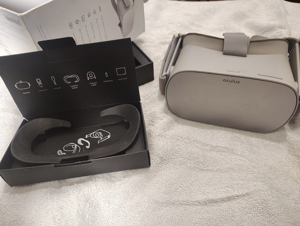 “Oculus Go 64GB – Headset Only – No Controller – Tested/Working