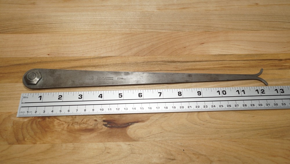 Brown & Sharpe 822 Inside & Outside Caliper 12"