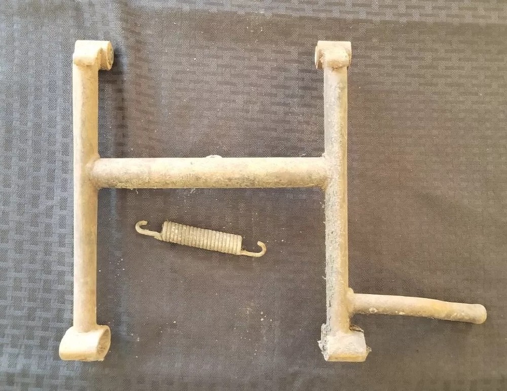 Suzuki GT185 Center Stand ♻️