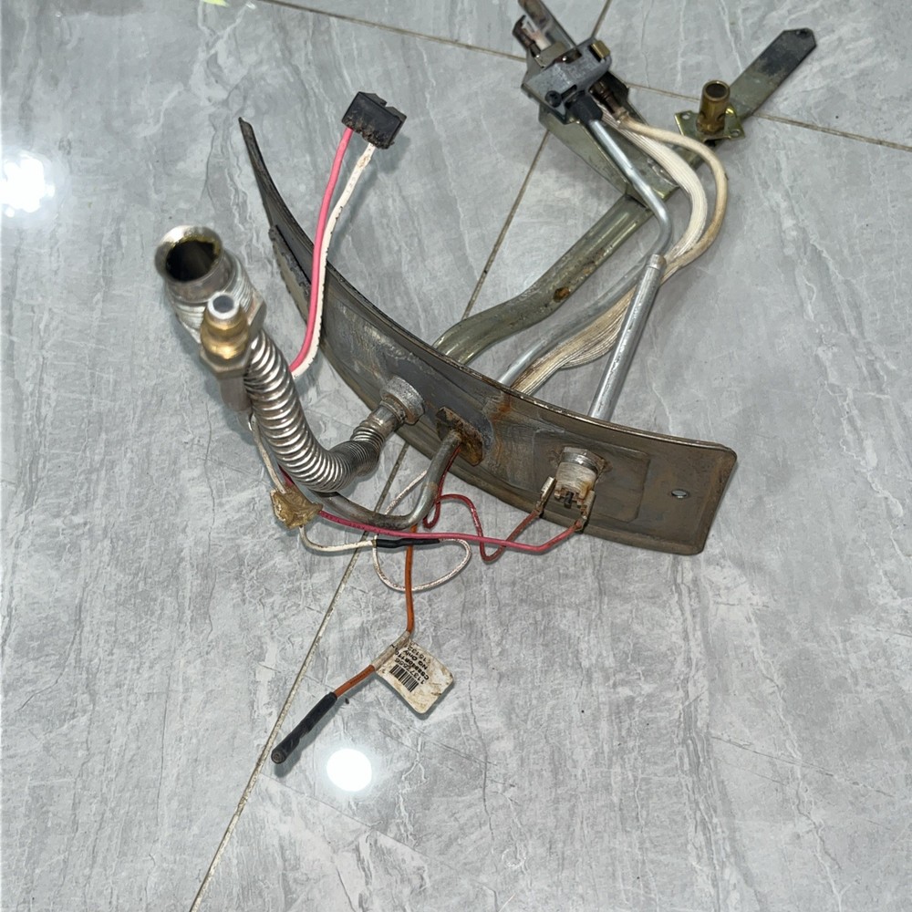 AO Smith 16 Inch Burner Assembly 321165-000 CS8840B1109 100078037