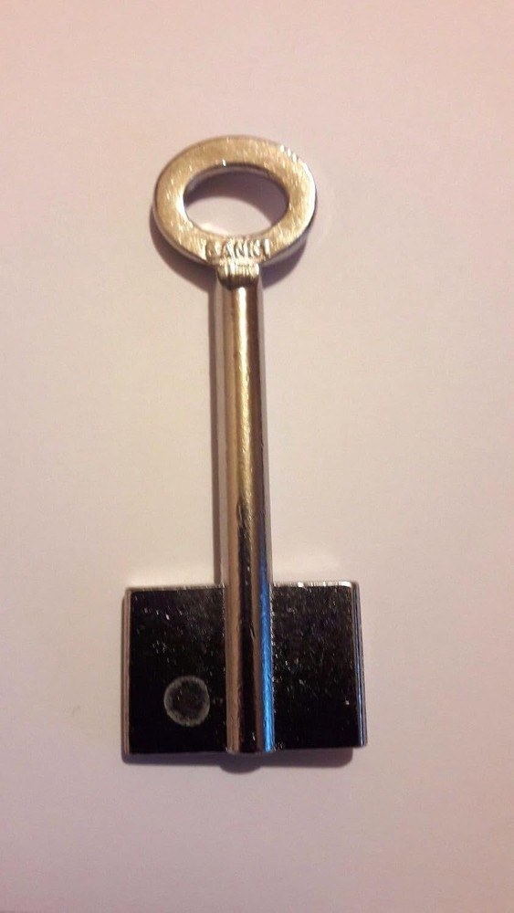 SANK1  /Safe Key blank