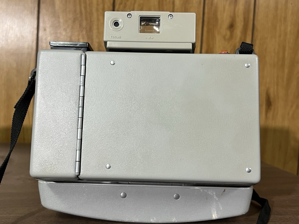 Vintage Polaroid Automatic Land Camera Model 420 With Flash Hard Case