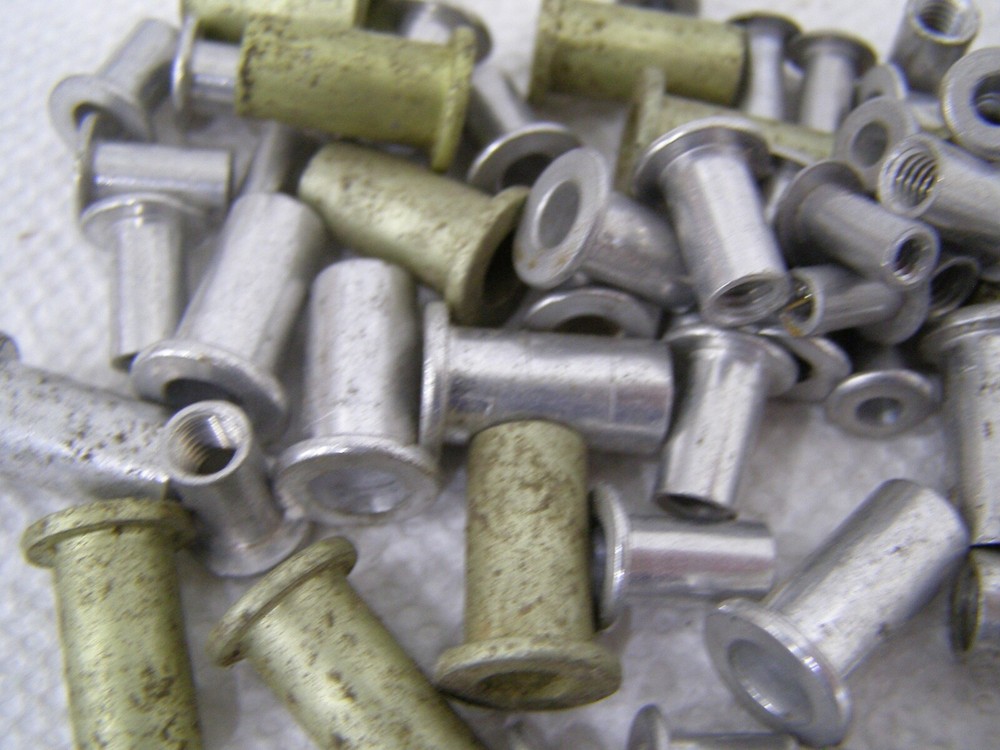 75 to 100 Aluminum Threaded Rivet Nuts