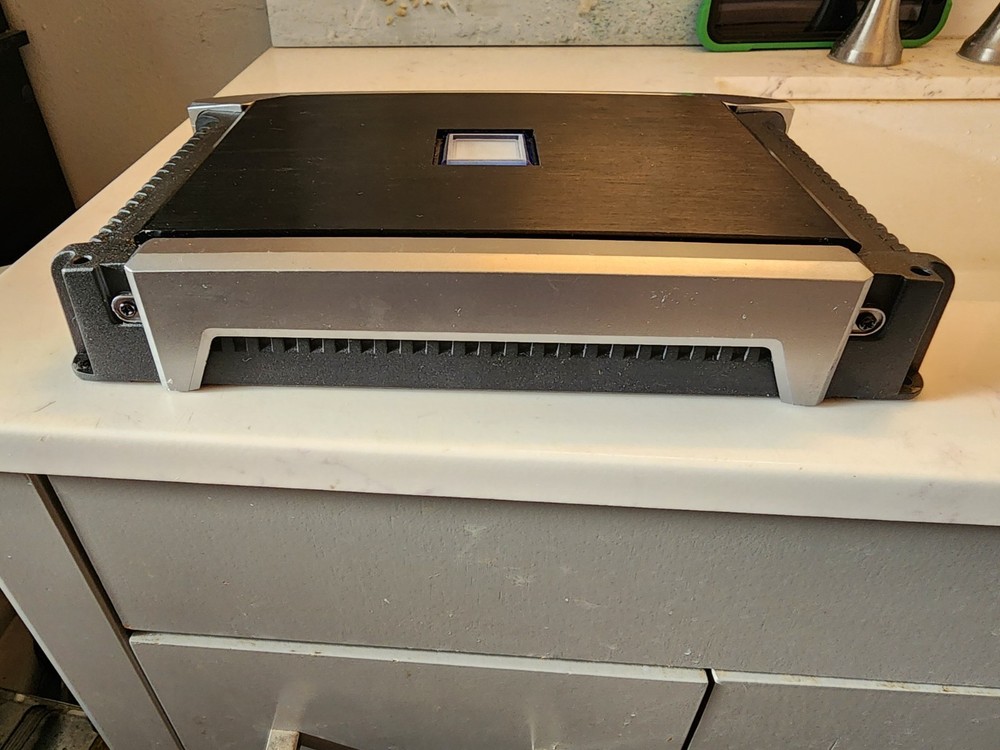 Alpine X-A90v 5 channel amp
