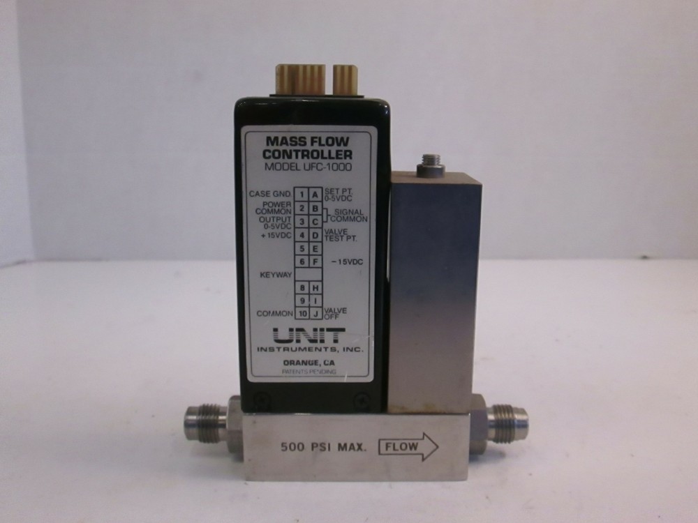 Unit UFC-1000 Mass Flow Controller MFC, H2, 20 SLPM