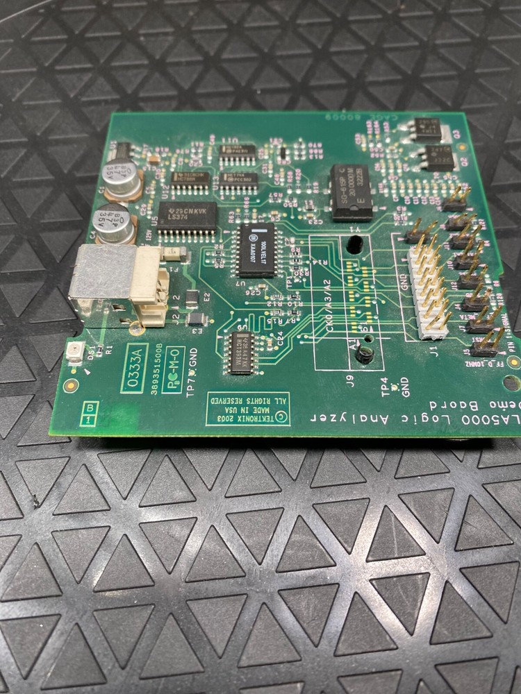 Tektronix TLA5000 Logic Analyzer Demo Board