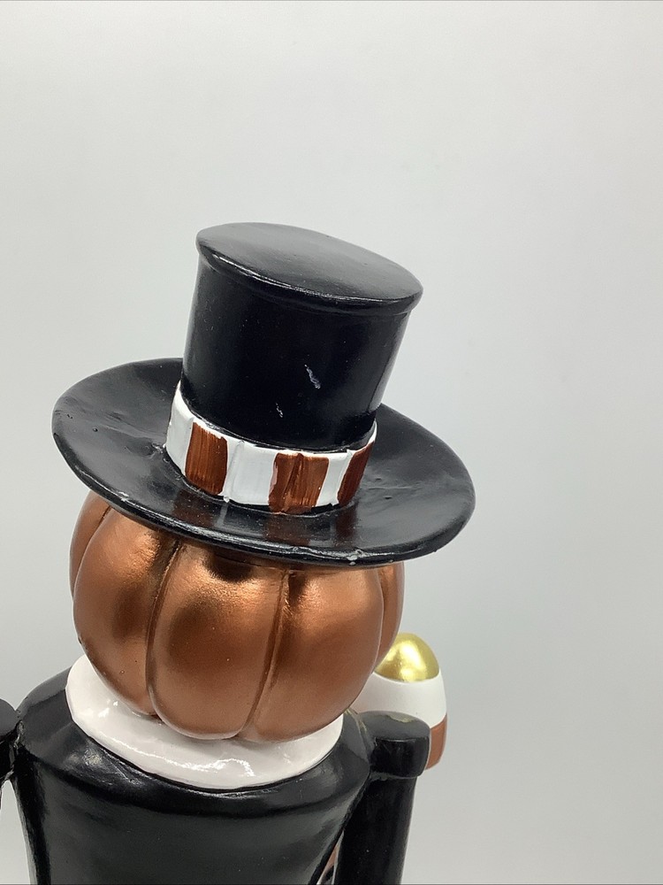 19” Pumpkinhead LIGHTED Halloween Nutcracker