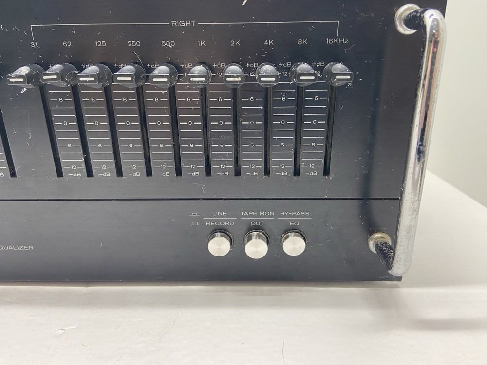 ADC Sound Shaper One Ten Stereo Frequency Equalizer Black Powers On Untested