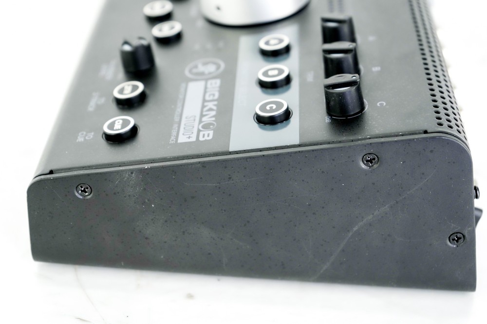 Mackie Big Knob Studio+ Monitor Controller Interface - NO OUTPUT