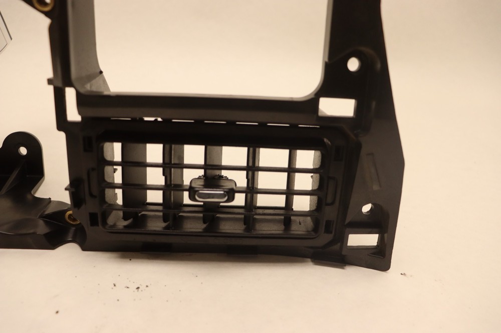 2018-2023 PETERBILT 579 DASH DASHBOARD PANEL BRACKET S77-6004 OEM