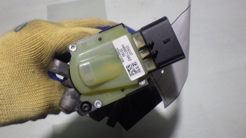 07 CHRYSLER PT CRUISER Ignition W/Key